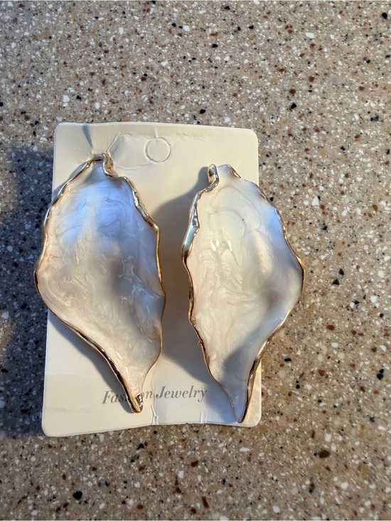 Jewelry - Gold color Trim White Shell style Drop Earrings - Fashion Jewelry